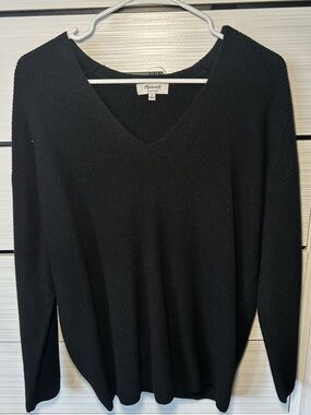 Madewell Black V-Neck Cashmere Sweater